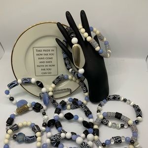 Carolina Blue - Flexible stretch bracelet. One size